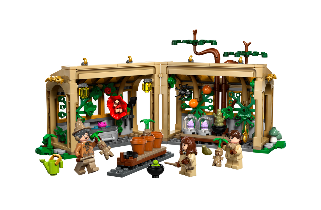 Hogwarts™ Castle: Herbology Class