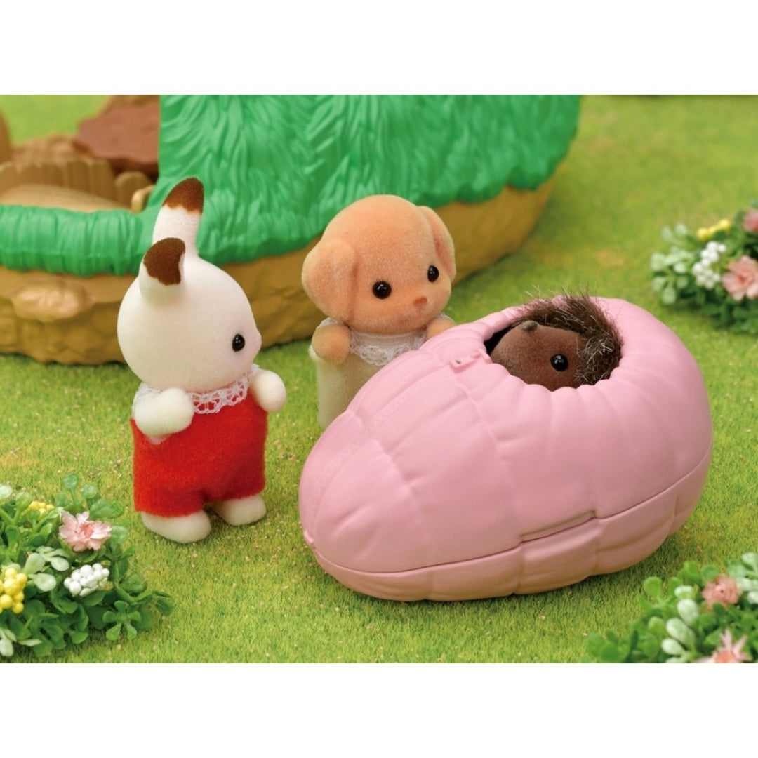 Sylvanian Families - Baby Hedgehog Hideout