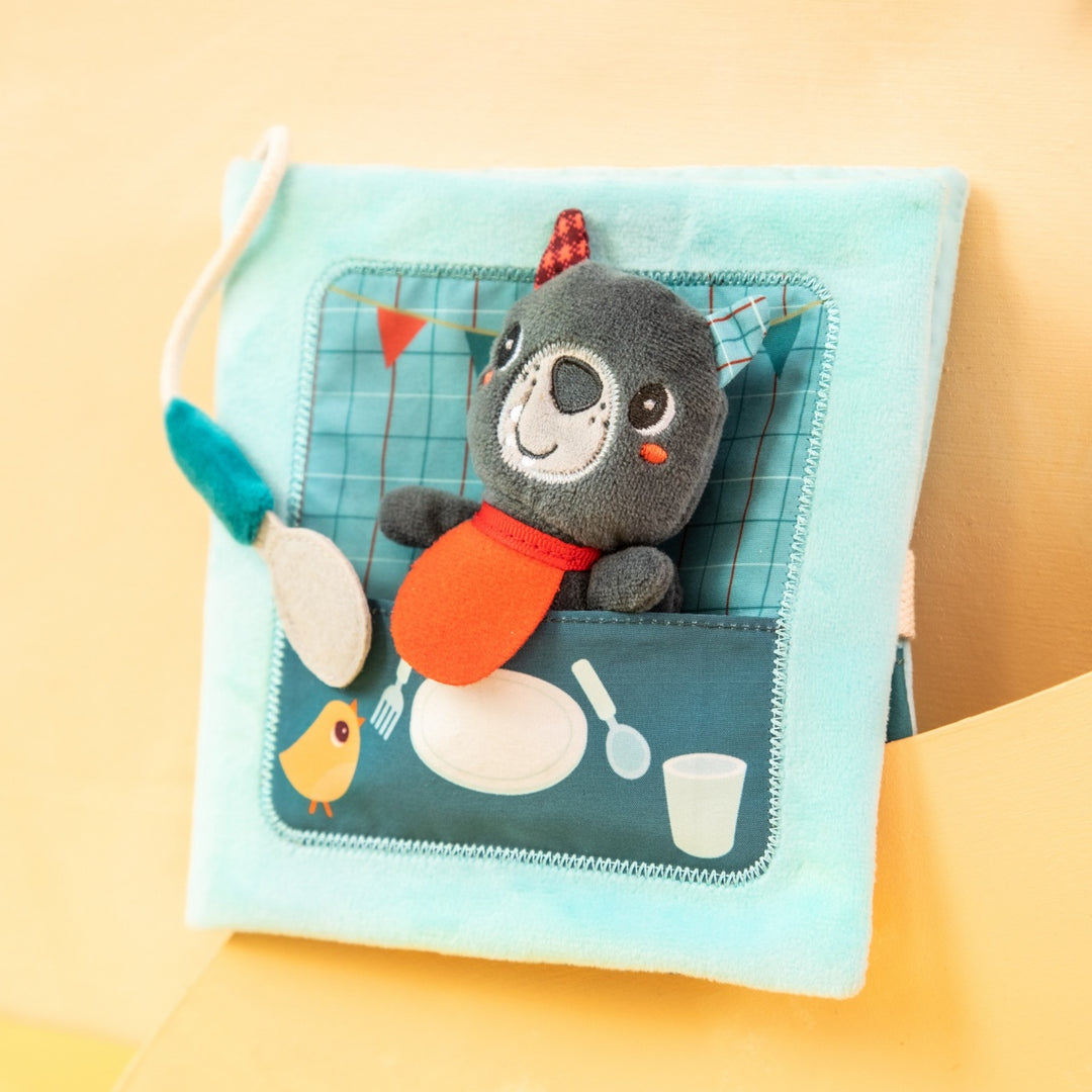 Lilliputiens Activity Book - Enjoy Your Meal Louis
