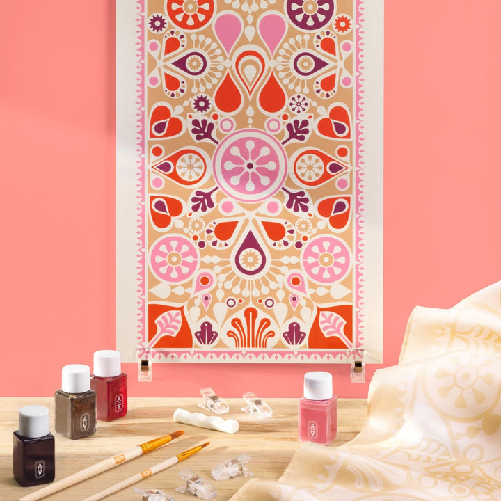 Djeco Atelier 11 - Silk Painting - Indian-style Design