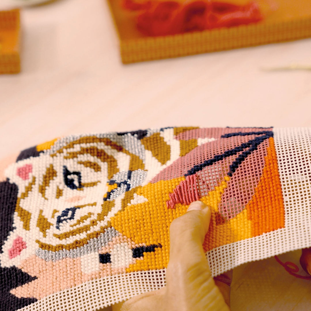 Djeco Atelier 64 - Needlepoint - Wild Cat