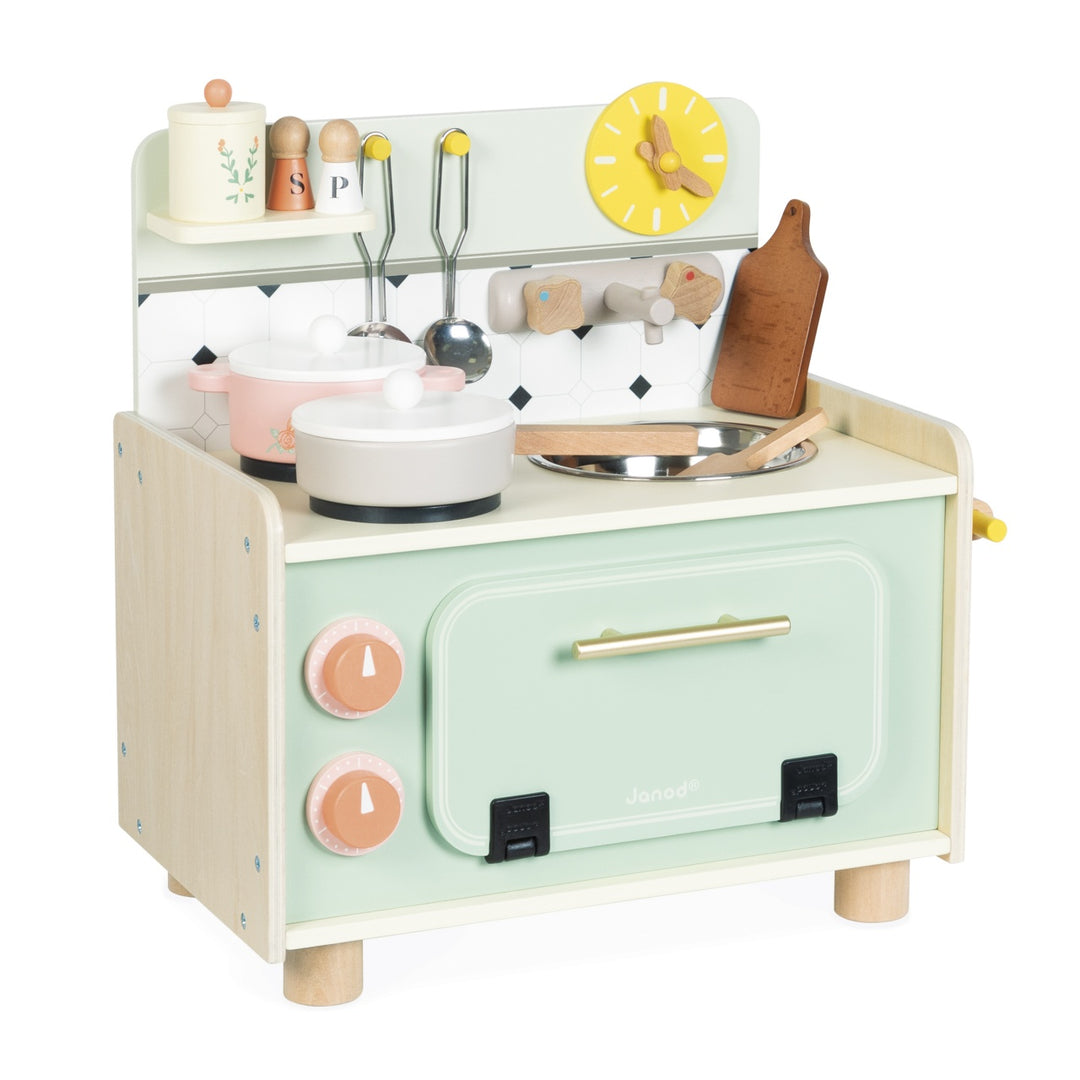 Shiny Grandma Small Wooden Kitchen