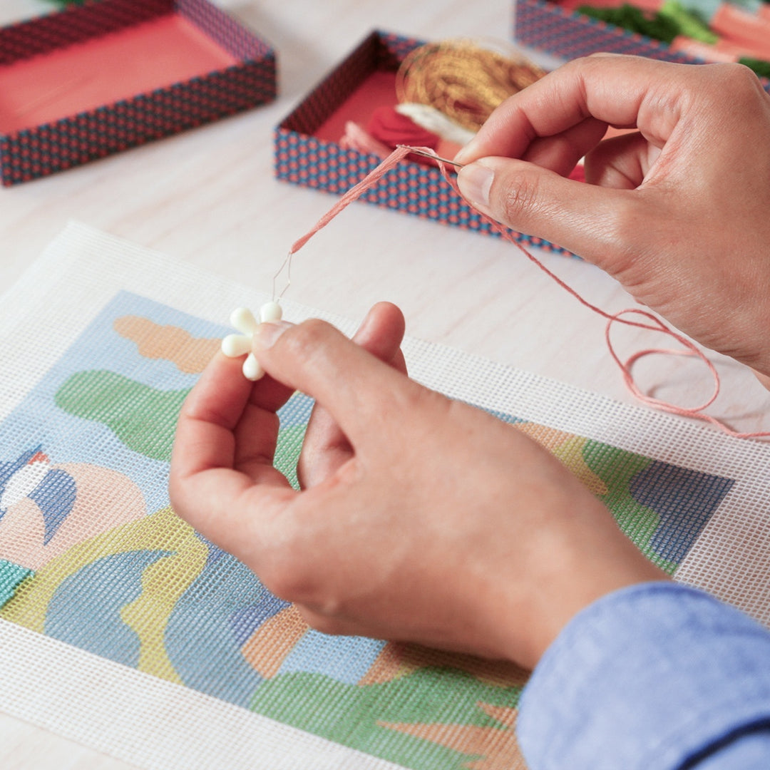 Djeco Atelier 65 - Needlepoint - Countryside